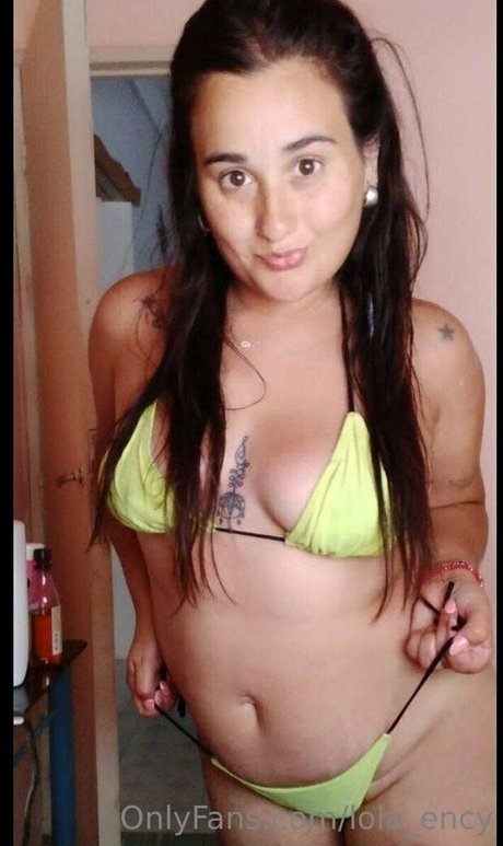 Nacktes geleaktes OnlyFans-Foto von Lolaency