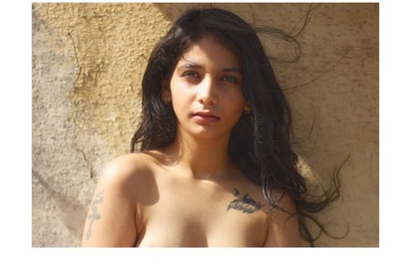 Nacktes geleaktes OnlyFans-Foto von Bhavika Katariya