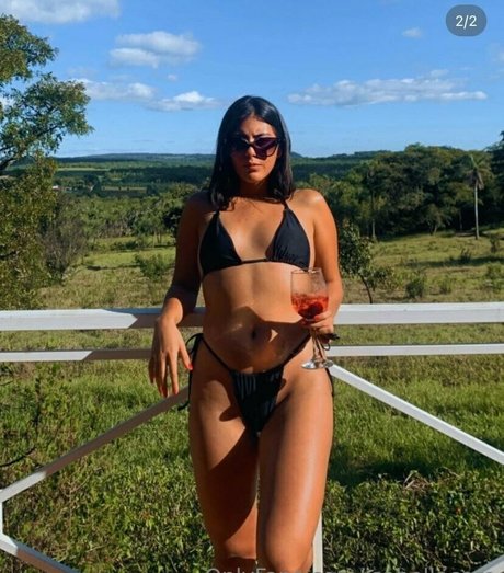 Nacktes geleaktes OnlyFans-Foto von Isabellacaro