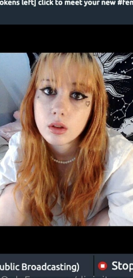 Nacktes geleaktes OnlyFans-Foto von Divinesolesandtoes
