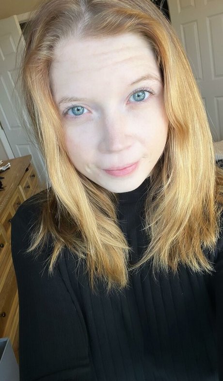Nacktes geleaktes OnlyFans-Foto von Peachy Noel