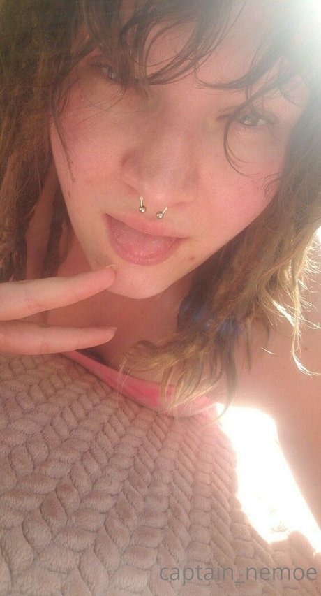 Nacktes geleaktes OnlyFans-Foto von Captainnemoe