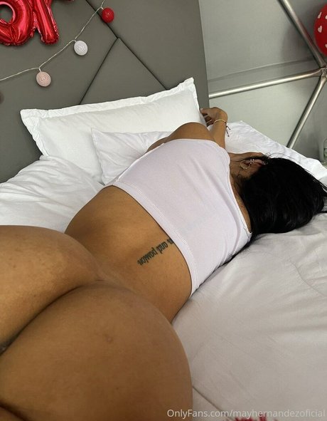 Nacktes geleaktes OnlyFans-Foto von May Hernandez