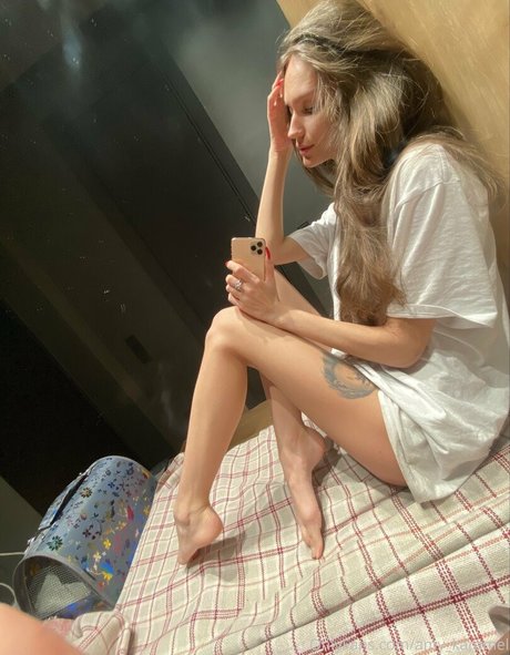 Nacktes geleaktes OnlyFans-Foto von Karamelkakatvip