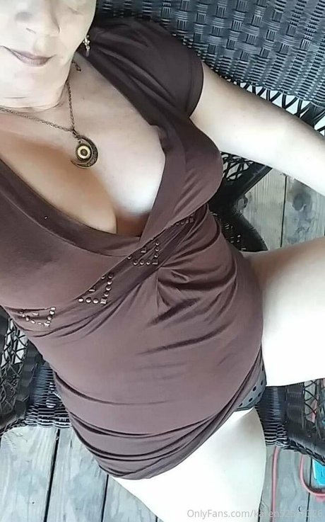 Nacktes geleaktes OnlyFans-Foto von Alreadywet69