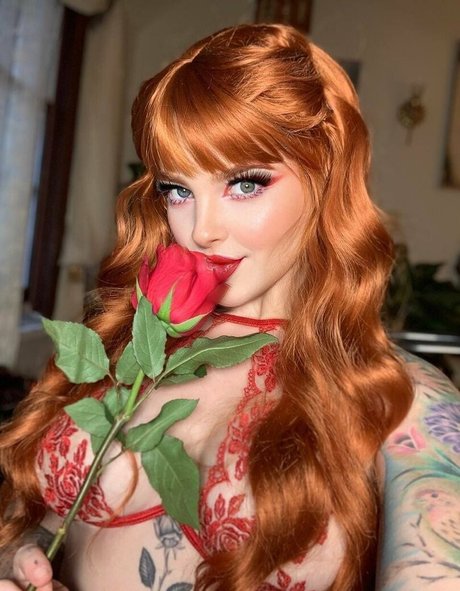 Nacktes geleaktes OnlyFans-Foto von Rosamagnoliaxo