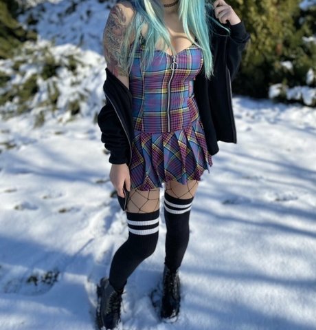 Nacktes geleaktes OnlyFans-Foto von Hollyhellfree