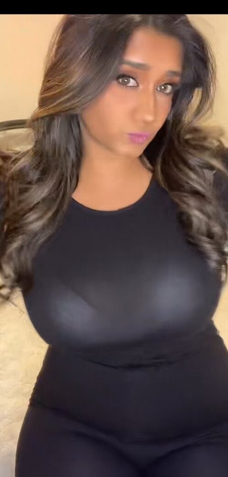 Nacktes geleaktes OnlyFans-Foto von Iconicolee