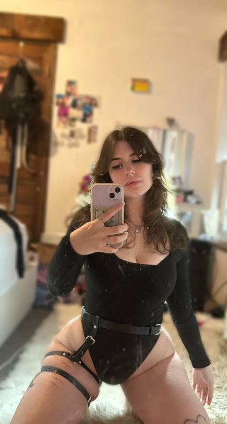 Nacktes geleaktes OnlyFans-Foto von Matchapup