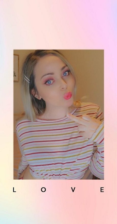 Nacktes geleaktes OnlyFans-Foto von Misslillyxxx
