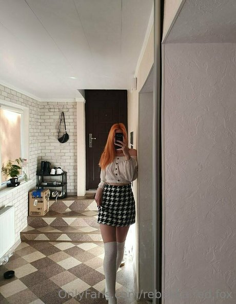 Rebekkaredfox