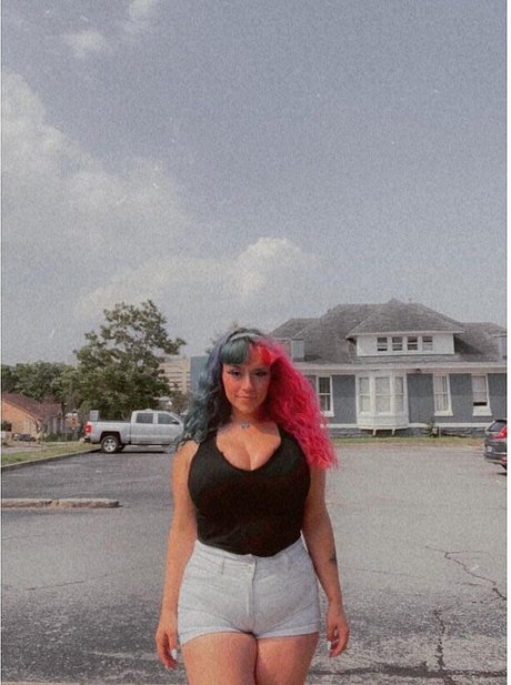 Harlee Queeni