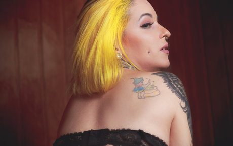 Nacktes geleaktes OnlyFans-Foto von Khachery