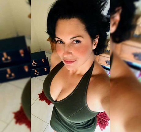 Nacktes geleaktes OnlyFans-Foto von Ileuza Elias