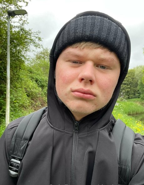 Nacktes geleaktes OnlyFans-Foto von Danieltaylor