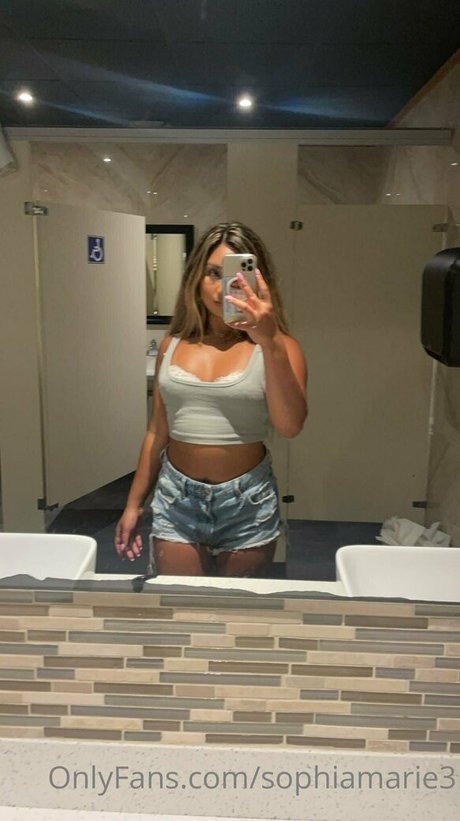 Nacktes geleaktes OnlyFans-Foto von Sophiamarie3