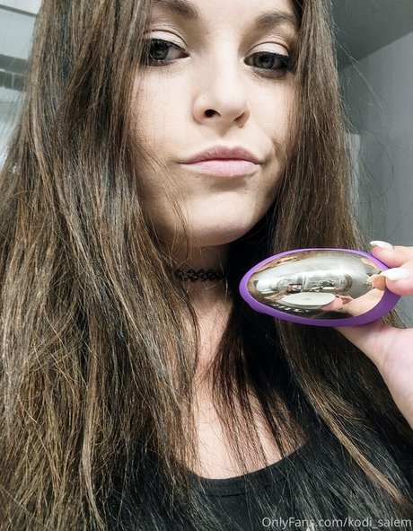 Nacktes geleaktes OnlyFans-Foto von Kodisalem
