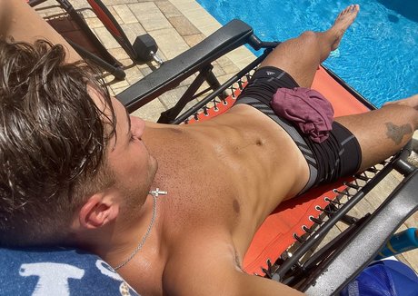 Nacktes geleaktes OnlyFans-Foto von Jfit98