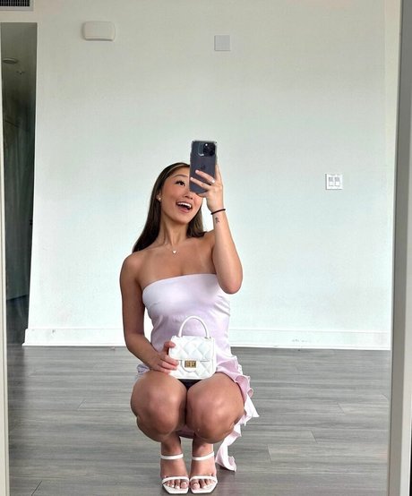 Nacktes geleaktes OnlyFans-Foto von Paige Taylor
