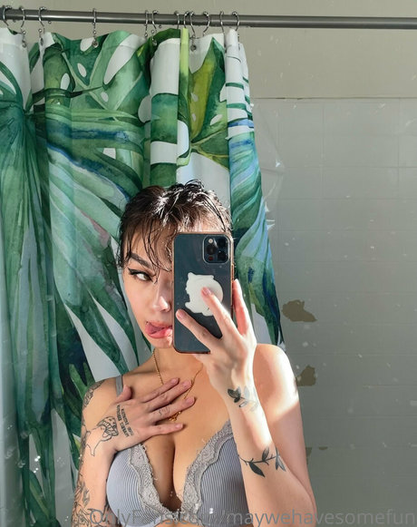 Nacktes geleaktes OnlyFans-Foto von Maywehavesomefun