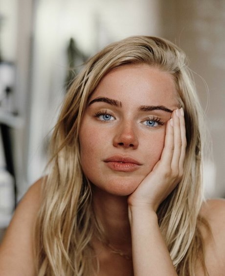 Nacktes geleaktes OnlyFans-Foto von Eva Vlaardingerbroek