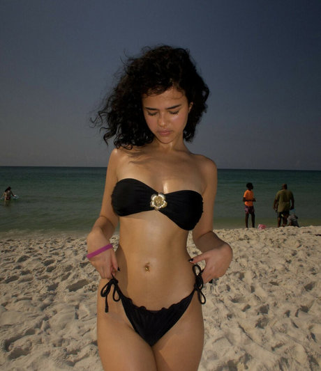 Nacktes geleaktes OnlyFans-Foto von Becaguava