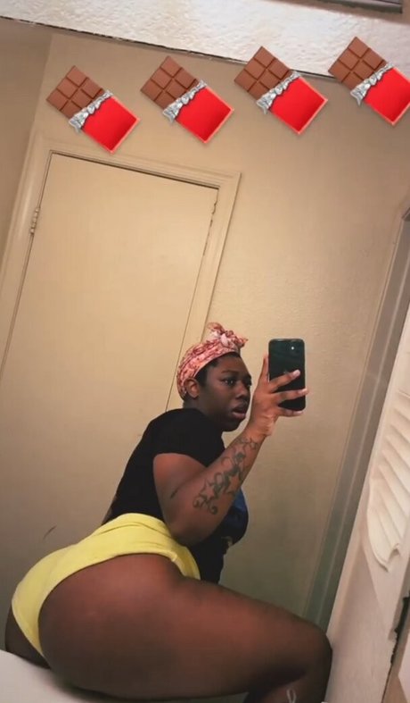 Nacktes geleaktes OnlyFans-Foto von Asiaamariee