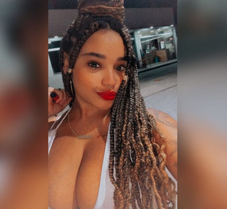 Nacktes geleaktes OnlyFans-Foto von Nanah Rodrigues