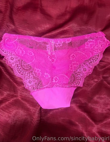 Nacktes geleaktes OnlyFans-Foto von Spatialprincess