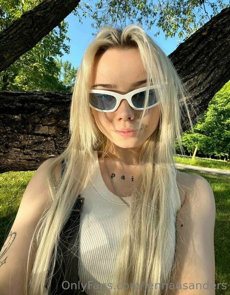 Jennaasanders