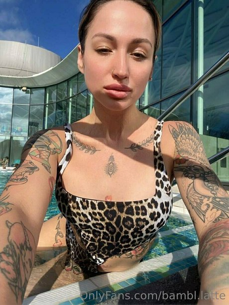 Nacktes geleaktes OnlyFans-Foto von Bambi Latte