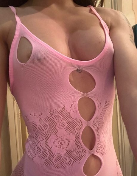 Nacktes geleaktes OnlyFans-Foto von Erika Fleur