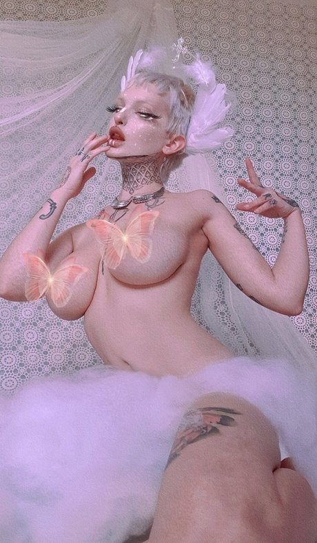 Nacktes geleaktes OnlyFans-Foto von Nausicaa Rondina