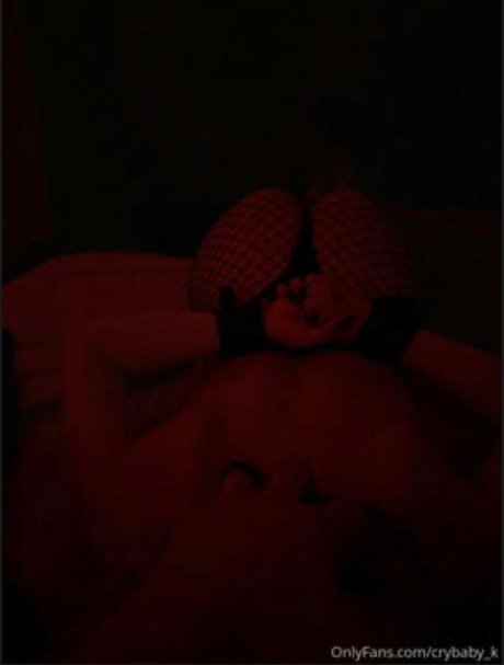 Nacktes geleaktes OnlyFans-Foto von Crybabyk