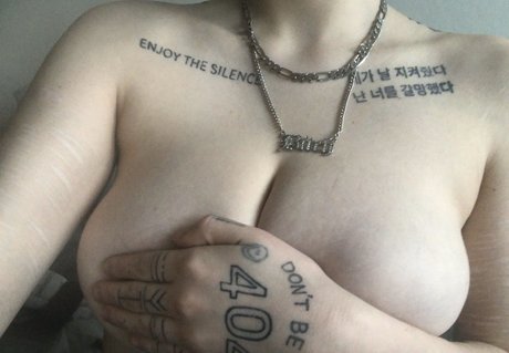Nacktes geleaktes OnlyFans-Foto von Shelley Floryd