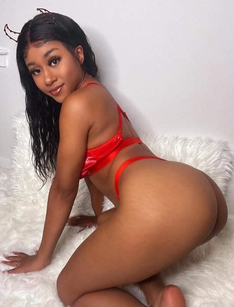 Nacktes geleaktes OnlyFans-Foto von Amari Gold