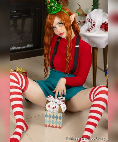 Nacktes geleaktes OnlyFans-Foto von Rainbow Bonny