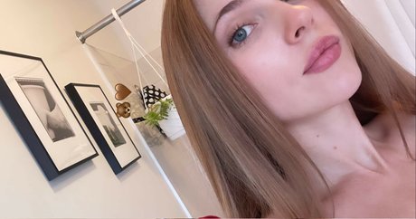 Nacktes geleaktes OnlyFans-Foto von Androidgirl