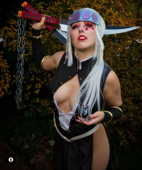 Nacktes geleaktes OnlyFans-Foto von Pink Fluffy Kitchicorn