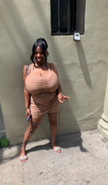 Nacktes geleaktes OnlyFans-Foto von Quanastevens