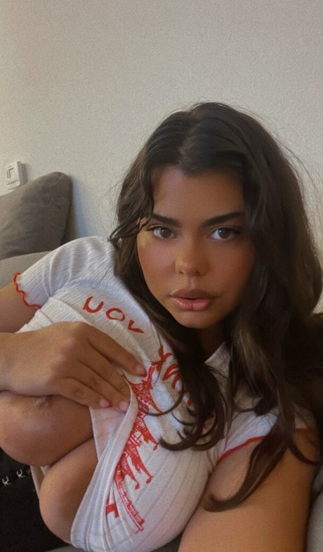 Nacktes geleaktes OnlyFans-Foto von Ninaxcarolina