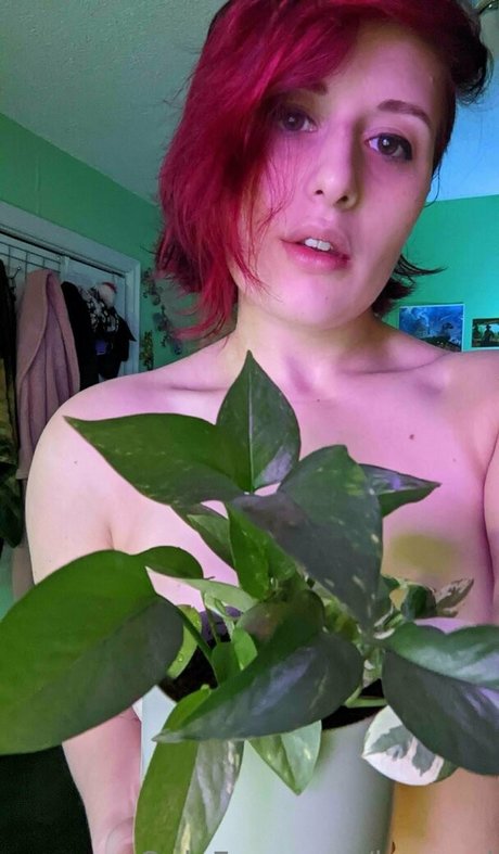 Nacktes geleaktes OnlyFans-Foto von Baeged