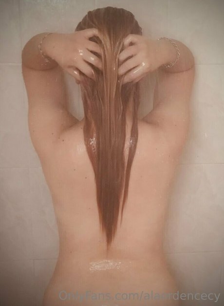 Nacktes geleaktes OnlyFans-Foto von Alaordencecy