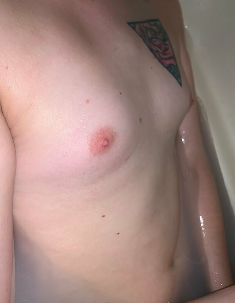 Nacktes geleaktes OnlyFans-Foto von Sirensgarden
