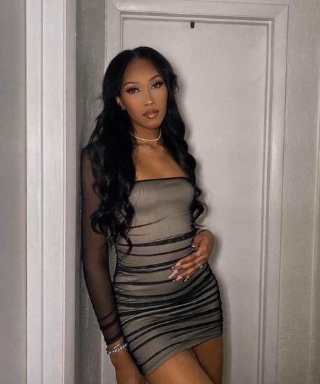Nacktes geleaktes OnlyFans-Foto von Jayde Macfarlane
