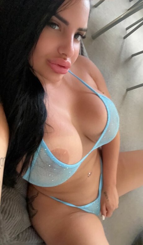 Nacktes geleaktes OnlyFans-Foto von Alexaddoficial