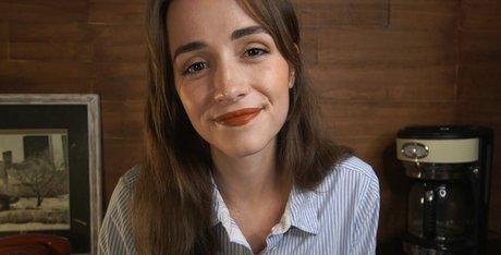 Nacktes geleaktes OnlyFans-Foto von Sarah Lavender