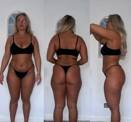Nacktes geleaktes OnlyFans-Foto von Sophieaustin