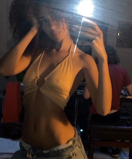 Nacktes geleaktes OnlyFans-Foto von Xulanichristine