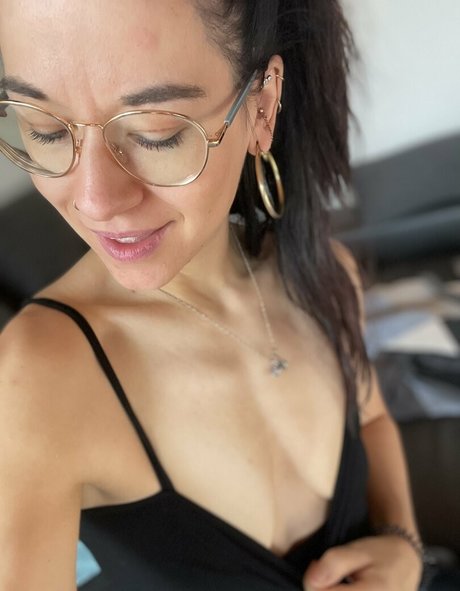 Nacktes geleaktes OnlyFans-Foto von Mabelle
